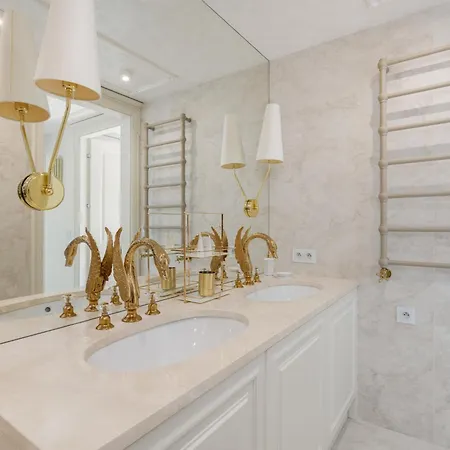 Nap Maison D'or Гдыня